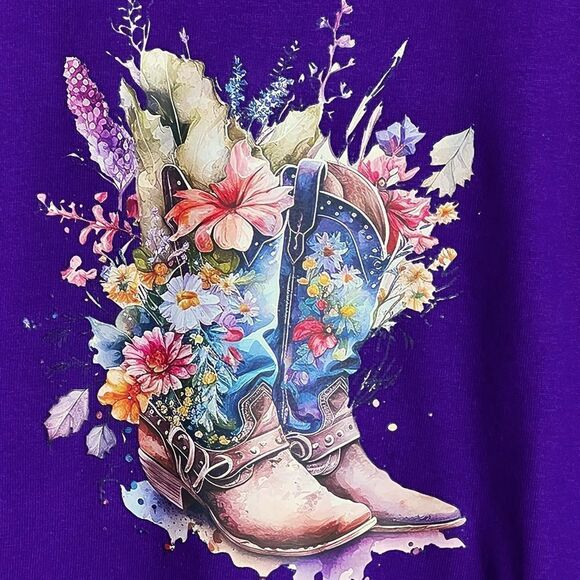 Gildan Purple Graphic T-Shirt with Cowgirl Boots and Flowers NWOT - Picture 1 of 3